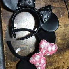 ミニーマウス風カチューシャ 黒とピンク