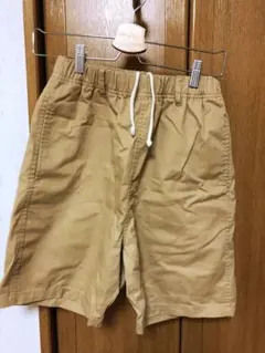 ベージュ ゴムウエスト ショートパンツ