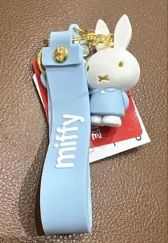 TAITO限定　ミッフィー　ストラップ付きキーホルダー　ブルー