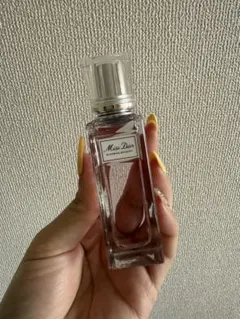 Miss Dior ブルーミングブーケローラーパール 20ml