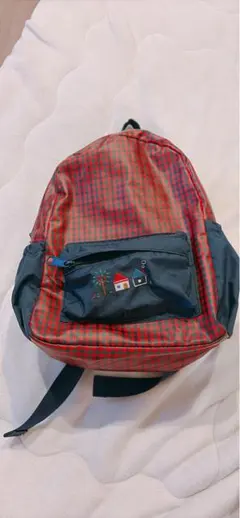 リュック　バッグパック　ファミリア