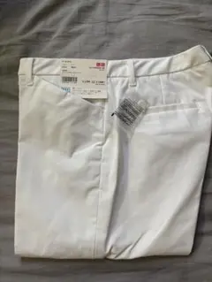 ★タグ付き新品　ユニクロ　ストレッチアンクルパンツ　オフホワイト