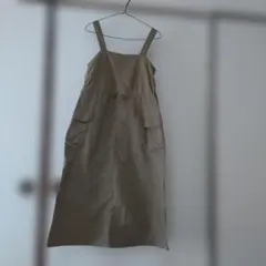 GU　カーキ色サロペット　Ｓ