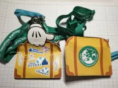 東京ディズニーリゾート ミッキー型パスケース 2つセット