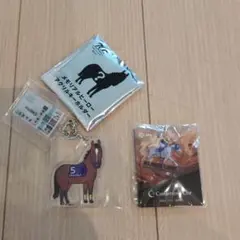 JRA メモリアルヒーローアクリルキーホルダーキタサンブラック&KUROFUNE