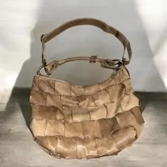 フルラ ショルダーバッグ レザー ギャザー メタルチャーム 肩掛け 