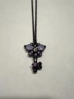 【人気】アナスイ　ANASUI ネックレス　ダークカラー　鍵　蝶　バタフライ　紫のサムネイル