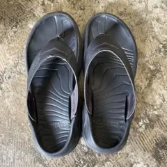 HOKA ONE ONE トングサンダル ブラックのサムネイル