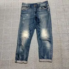 UNIQLO スリムフィット デニムジーンズ 23