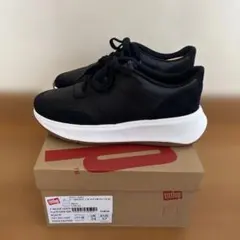 fitflop レザー　フラットフォームスニーカー　定価26,400円　超軽量❗️のサムネイル