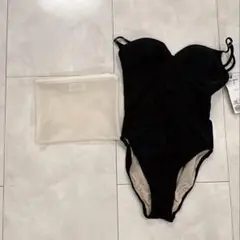 FOXY スイムウェアー　　ワンピースブラック　新品 FOXY スイムウェアー ワンピースブラック 新品 FOXY スイムウェアー