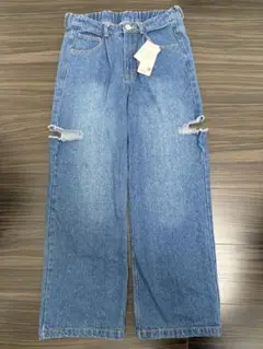 新品未使用　デニム140センチ