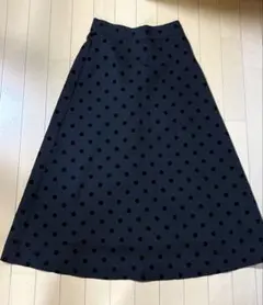 Elura エルーラ　　ドット柄 フレアスカート フロッキープリント