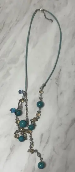ハンドメイド★青紐＆ビーズペンダントネックレス