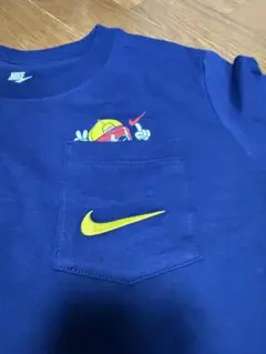 Nike ネイビー Tシャツ ポケット付き　150cm