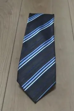 THE SUIT COMPANY　ストライプネクタイ