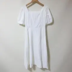 タグ付き新品　Ysly　ホワイト　ワンピース　■　BS36