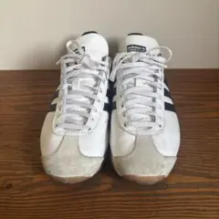 adidas countryホワイト ネイビー スニーカーのサムネイル