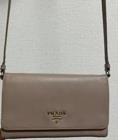 PRADA サフィアーノレザー ショルダーバッグ