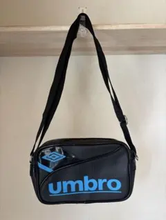 umbro ショルダーバッグ 黒/青のサムネイル