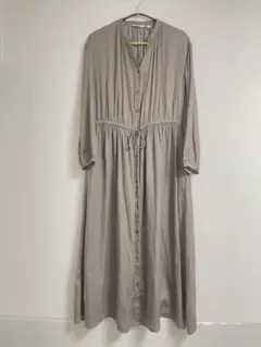 UNIQLO ユニクロ　Vネックロングシャツワンピース　長袖　ベージュ【S】