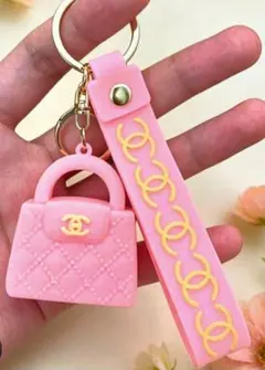 ☆シャネル☆バッグ型キーホルダー☆ノベルティー☆2個セット☆ - メルカリ