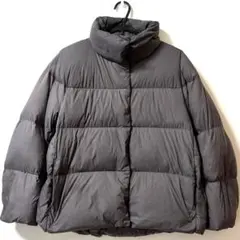 【極美品】UNIQLO ユニクロ　ウルトラライトダウン　グレー　M