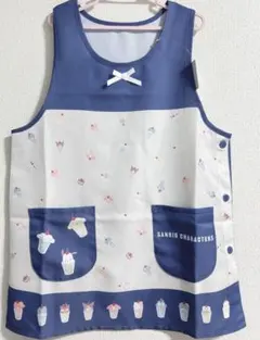 サンリオ　キャラクターズ　エプロン　保育士　シナモン　シナモ　シナモンロール