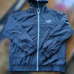 プーマ　PUMA ブラック ナイロンジャケット フード付　XL　黒　古着