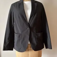 UNIQLO×theoryブラック テーラードジャケット 1つボタンのサムネイル