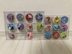Disney Characters 刺繍缶バッジ1、2セット 19個　ディズニー