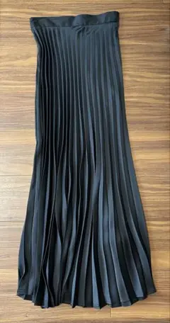 ZARA ロングプリーツスカート 黒 ブラック 美品 XS ザラ