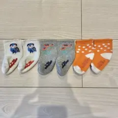 GAP ベビー靴下 3足セット 0-6M