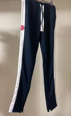 Item thumbnail for item 2173e9f5-49b5-4117-a6ee-74ee736f1040