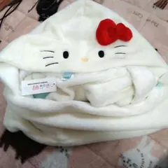 milsa　ハローキティ帽子 フードウォーマー 　 ネックマフラー　キティちゃん