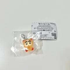 クレヨンしんちゃん　めじるしアクセサリー　みんなでくまパジャマ　しんのすけ