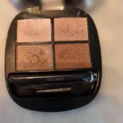 DECORTÉ スキンシャドウデザインアイパレット 01 ロージーブラウン