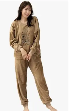 新品　エメフィール　PEANUTS スヌーピー フリース上下セット