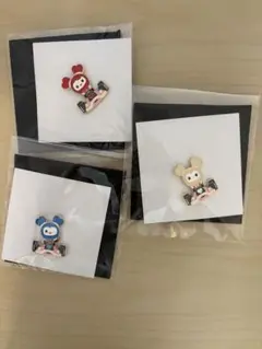 TWICE LOVELYS ランダムピンバッチ