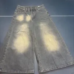 ダークグレーショートパンツ