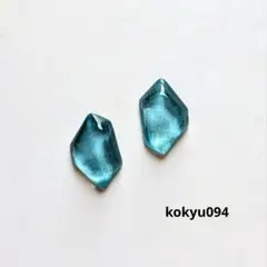 #094 ハンドメイドピアス　イヤリング　レジン　波石デザイン