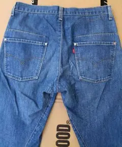美品・濃紺】ユーロリーバイス 902 シンチバック デニムパンツ W30 