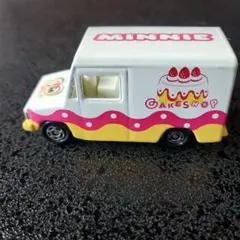 玩具のミニカーMINNIEバスのサムネイル