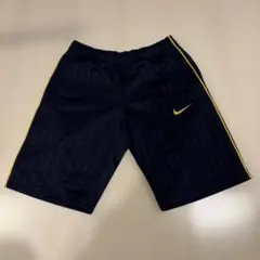 NIKE ナイキ　キッズ　ハーフパンツ　ネイビー　S 130 140