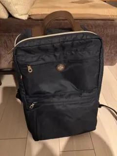 ネイビー ビジネスバックパック