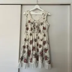 axes femme 花柄 ノースリーブ ホワイトワンピース