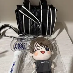 即発送可能☆與真司郎ペンライト２個　タオル　ぬいぐるみセット た*ん様 與真司郎 ペンライト ぬいぐるみ セット - メルカリ