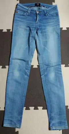 SOMETHING NEOJEAN 　スキニージーンズ