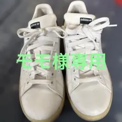 adidas Disney キャラクタースニーカー ホワイト