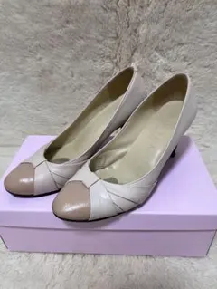 ダイアナ　ウェルフィット ピンクベージュ レザー パンプス